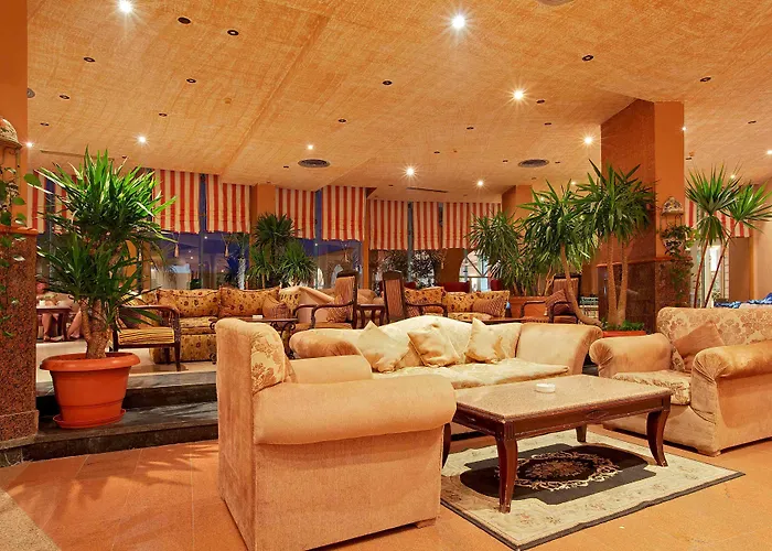 Hôtel Jacuzzi: Golden Beach Resort