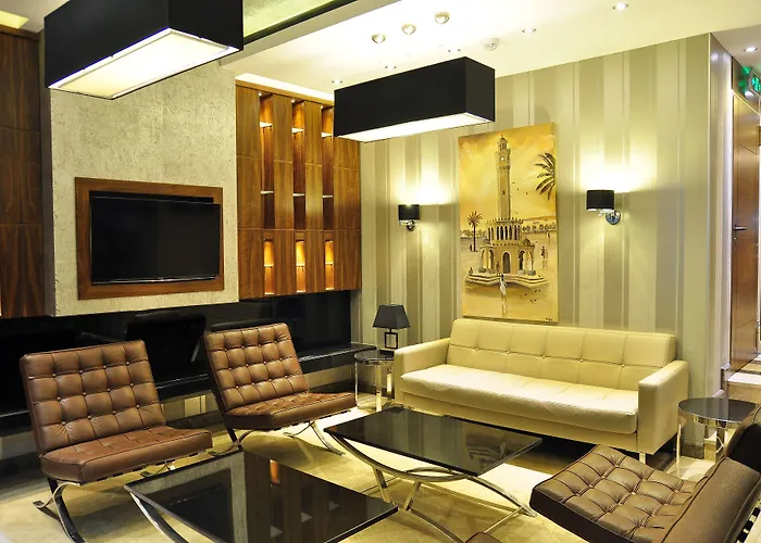 Avin Hotel