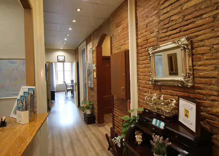 Hôtel pour familles: Hostal Orleans