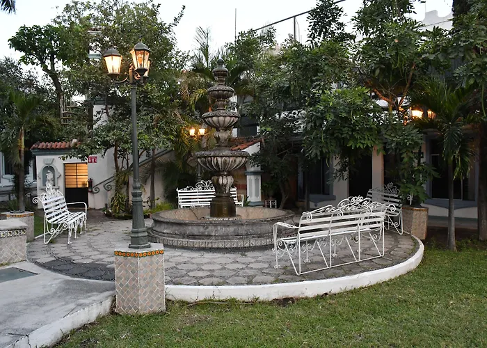 Hotel nahe College: Hotel Posada Santa Fe