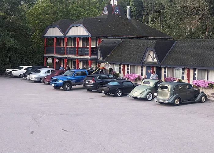 Hotel: Alpine Inn & Suites