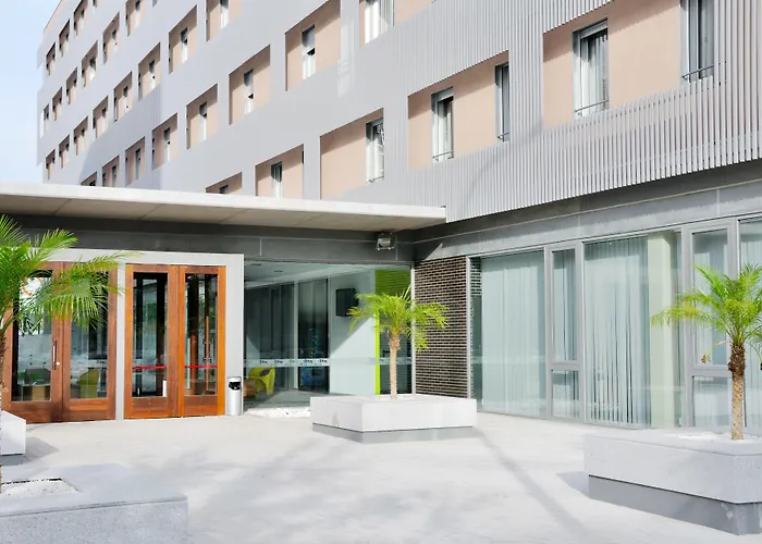 Residencia Universitaria Damia Bonet