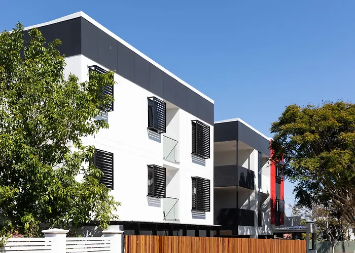 Motels Ascot Budget Inn & Residences