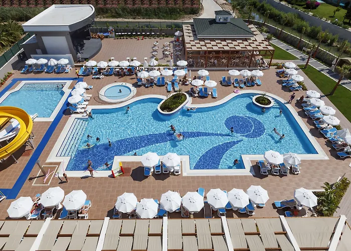 Hôtel pour familles: Luna Blanca Resort & Spa