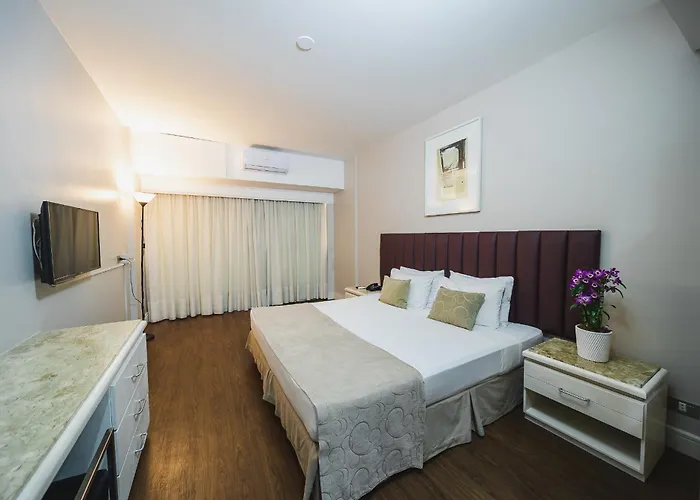 Victoria Villa Curitiba by Nacional Inn