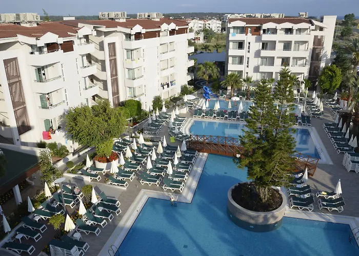 Strandhotel: Calimera Side Resort