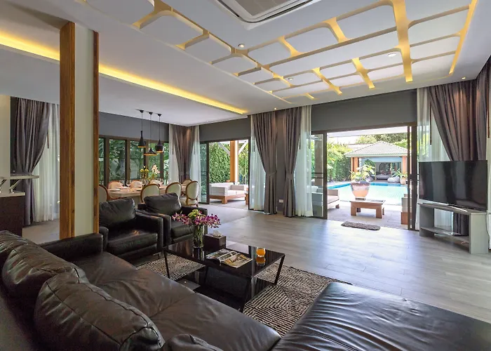 Vacation home: Karon Beach Pool Villa - Sha Extra Plus