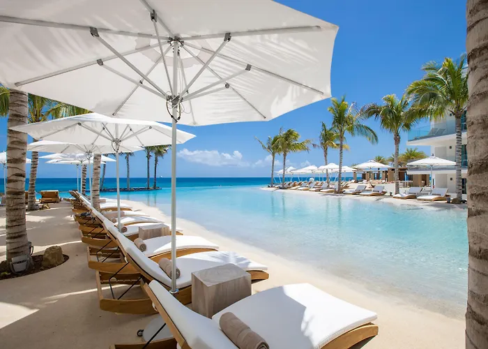 Hotel: The Morgan Resort Spa & Village