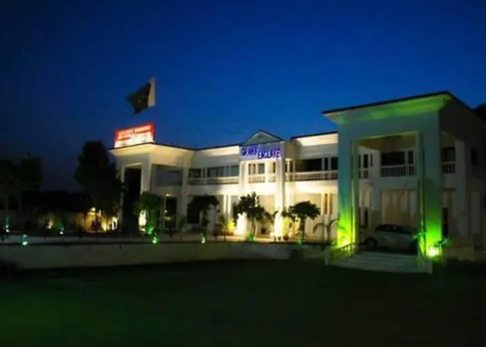 Hotels With Four Stars Grand Enclave