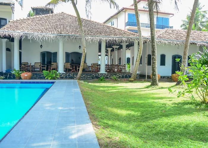 Hotels with a view Villa Tissa Beach