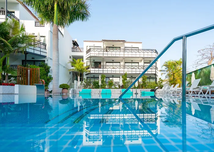 Hotel Jacuzzi: Vanilla Garden Boutique Hotel - Adults Only