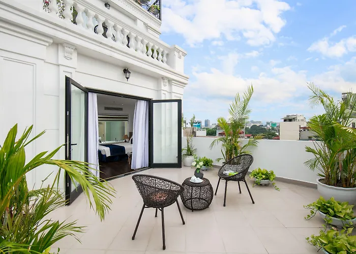 Pets Allowed Hotel Hanoi Paon Spa & Sky Bar
