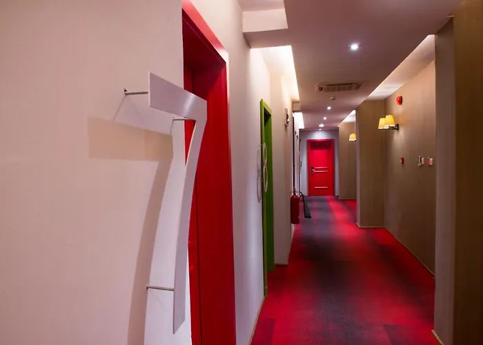The Francis Hotel