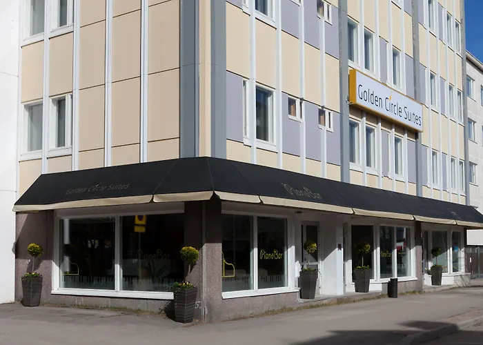 Hotel Golden Circle Suites