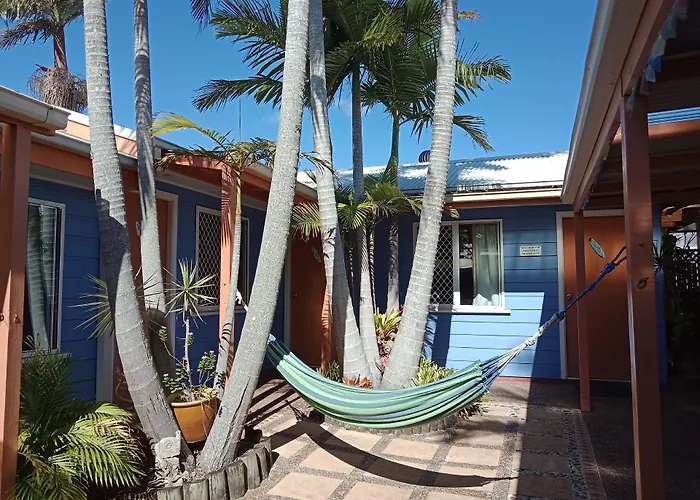 The Hostels Ozzie Pozzie Backpackers