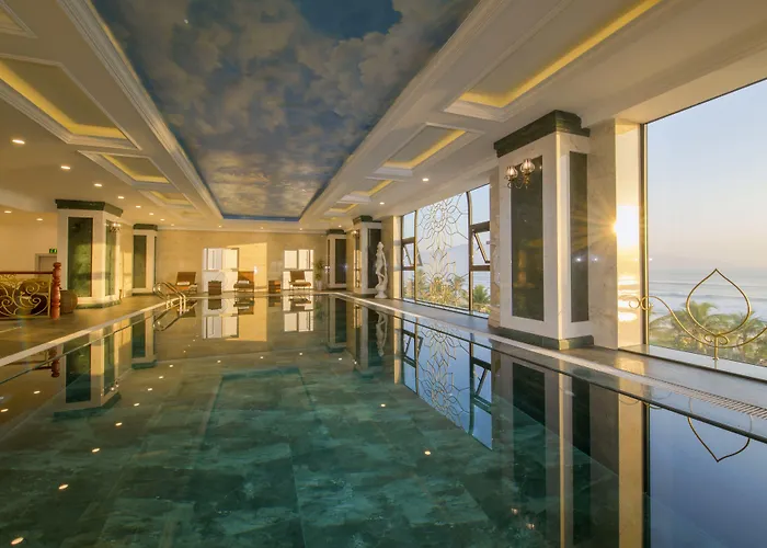 Jacuzzi hotel: Eden Ocean View Hotel Da Nang
