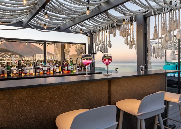 O' Two Hotel - Mouille Point