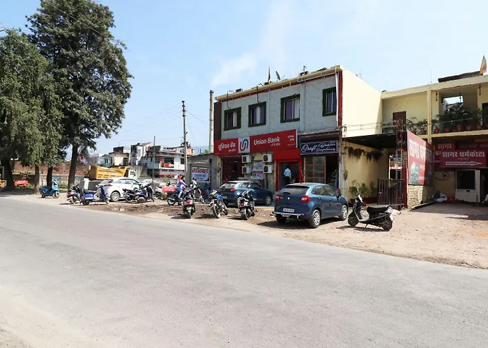 Oyo 22298 Mannat Farms