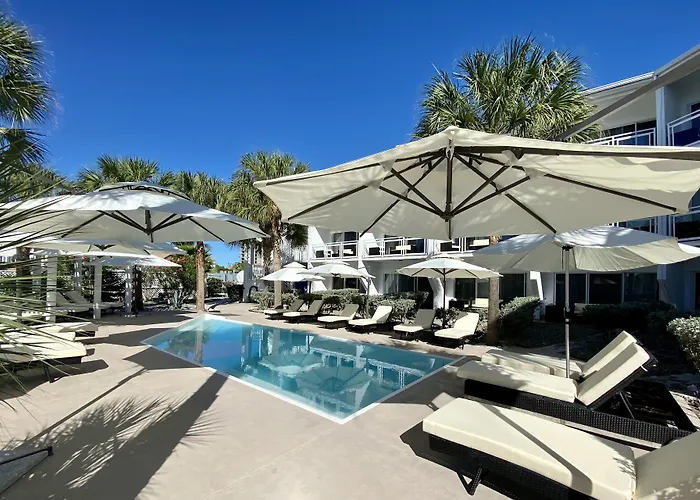 Grace Bay Suites