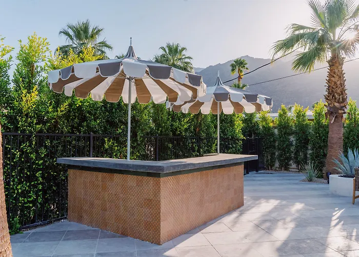 Resort: Azure Sky Hotel - Adults Only
