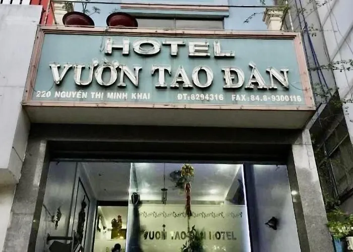 Vuon Tao Dan Hotel