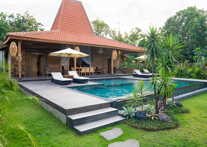 Seseh Beach Retreat Villas