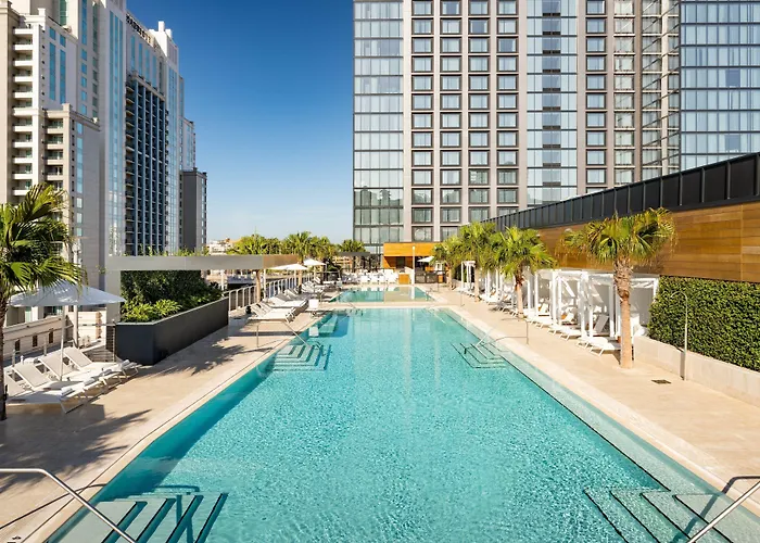 Resorts Guide Jw Marriott Tampa Water Street