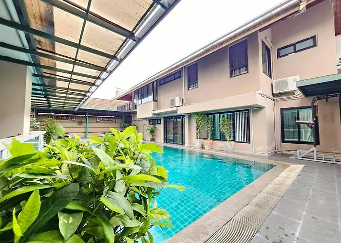 Apartahotel: Baan Tanwa - Mrt Ratchadapisek Exit 1 Or 2
