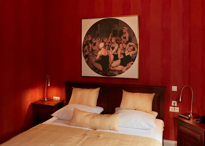 Сity center hotels Arte Luise - Digital Check In