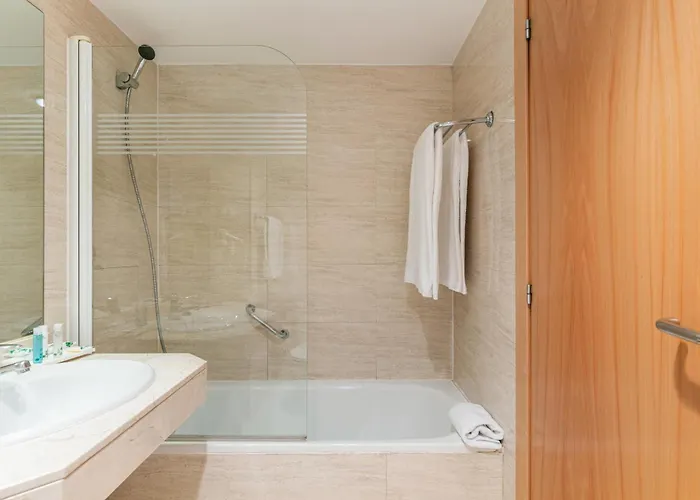 Hotel con vistas: Globales de los Reyes