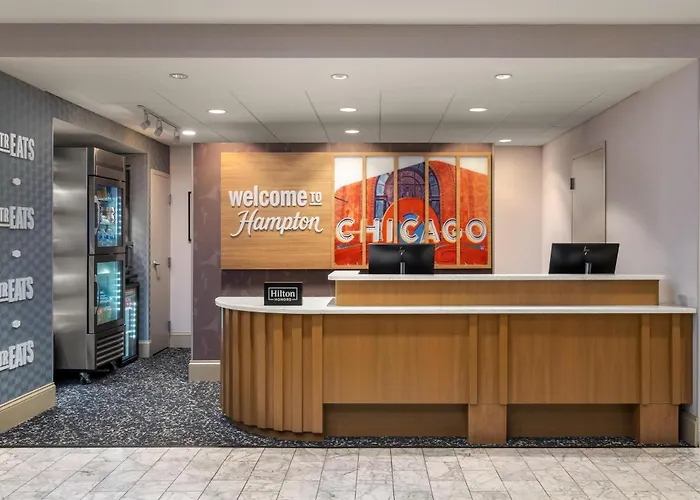 Dog friendly hotels Hampton Inn Majestic Chicago Theatre District