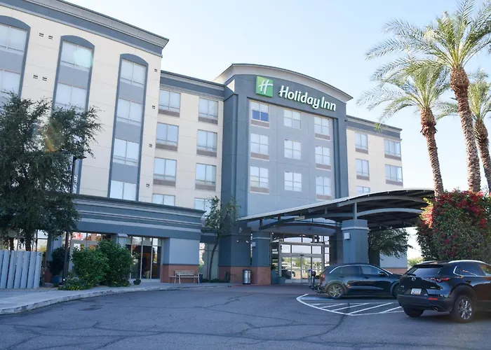 Holiday Inn & Suites Airport By Ihg