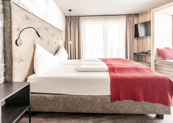 Hotel Astrid - Ski In - Ski Out