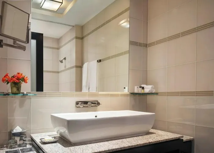 Motel: Royalton Park Avenue