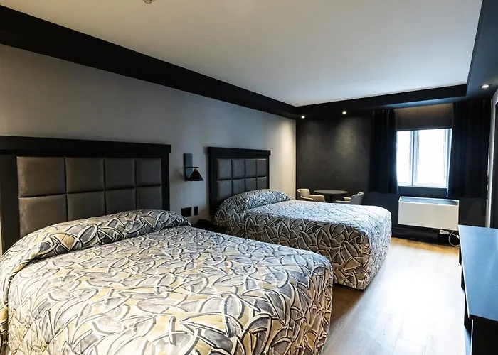 3 star hotels Le Chablis Cadillac