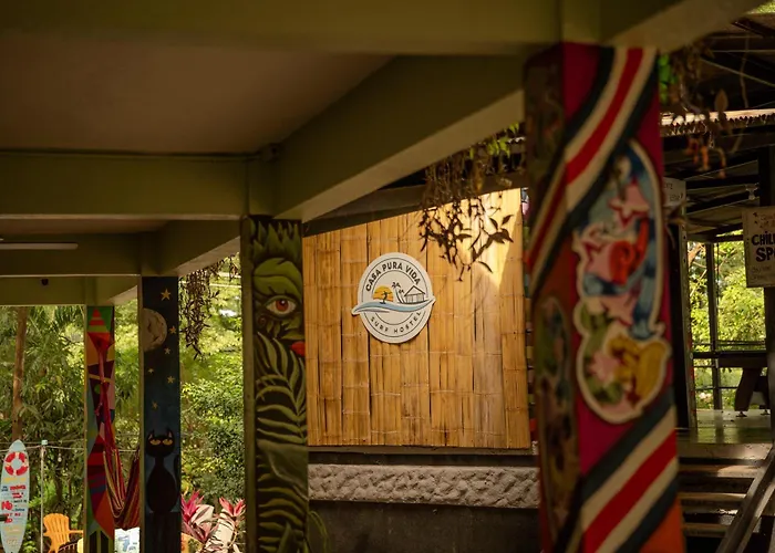 Casa Pura Vida Surf Hostel - Tamarindo Costa Rica