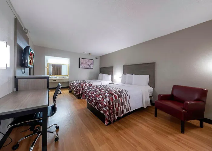 Motels Red Roof Inn Charlottesville