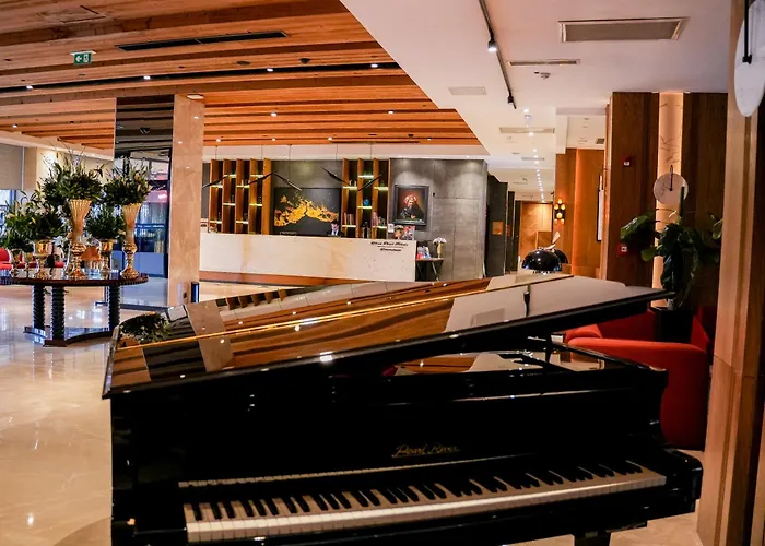 Dosso Dossi Hotels & Spa Downtown