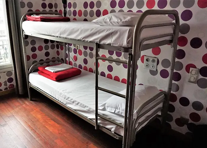 The Hostels Oops! Latin Quarter By Hiphophostels
