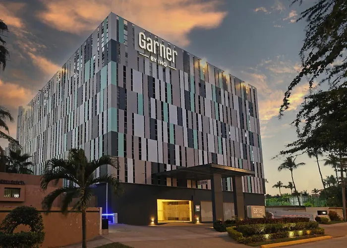 Garner Mazatlan Beach By Ihg