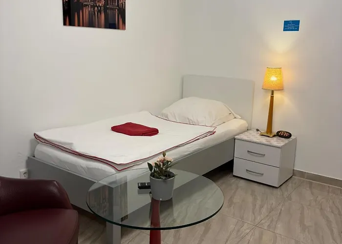 Ferienvermietung: Sleep2Fly Hamburg-Airport