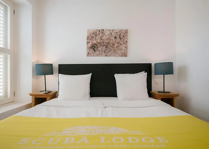 Scuba Lodge & Suites