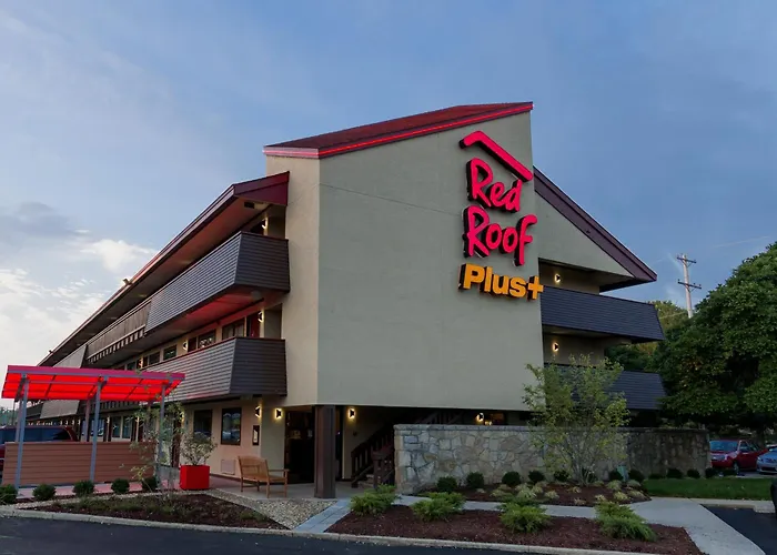 Pet Friendly hotel: Red Roof Inn Plus+ Columbus-Ohio State University Osu
