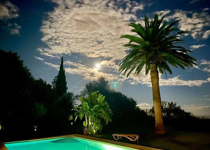 Bungalow rentals El Capricho