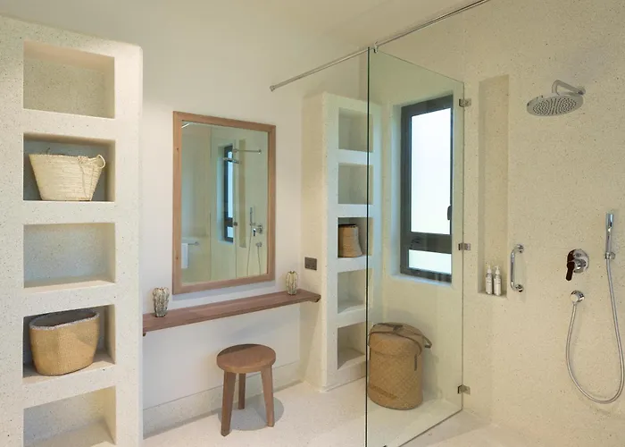 Almanara Luxury Boutique Hotel