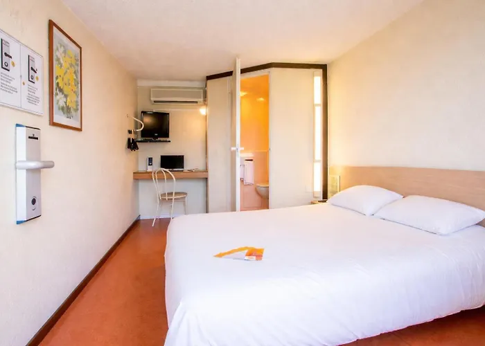 Hôtel de golf: Première Classe Clermont Ferrand Nord