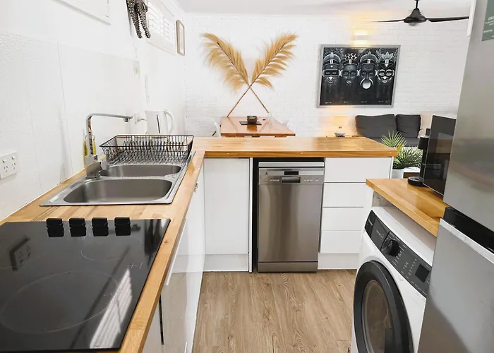 Family Friendly Hotels Lychee Tree Holiday Apartments