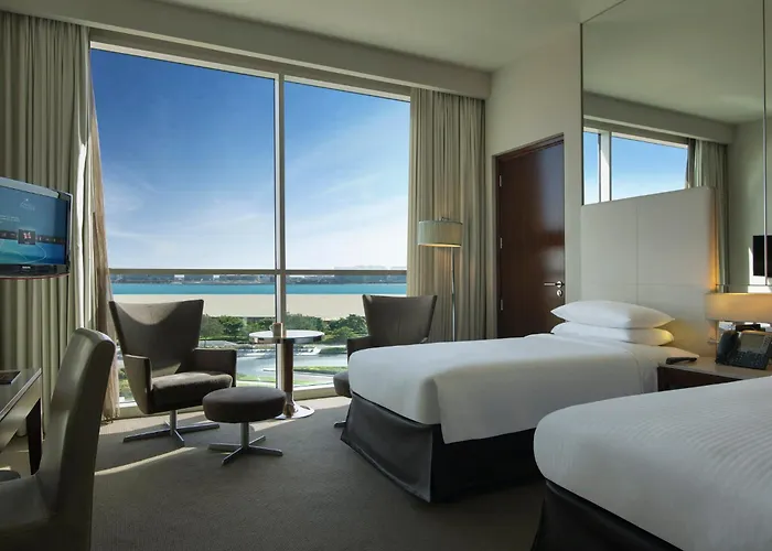 Hotel vicino al College: Yas Plaza Circuit By Ihg