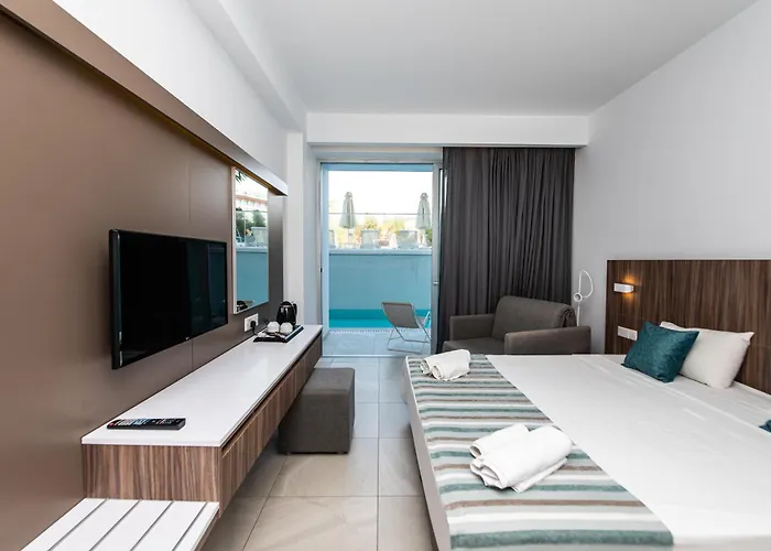Eleana Hotel