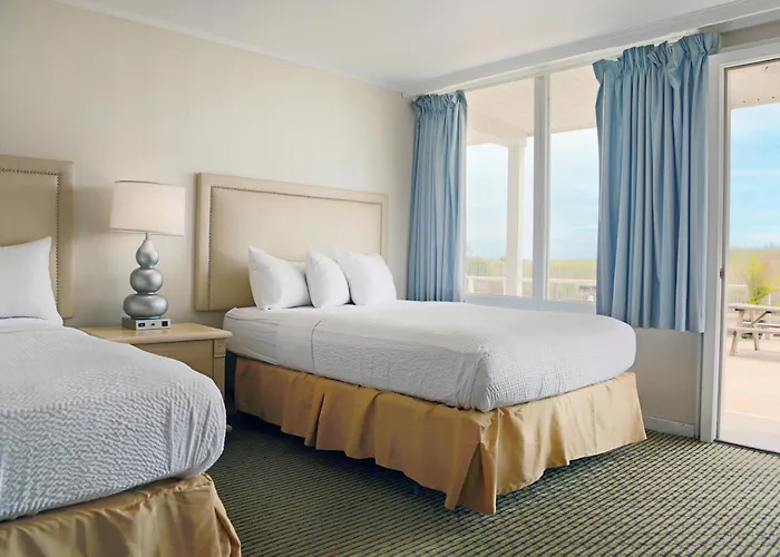 Seabonay Oceanfront Motel